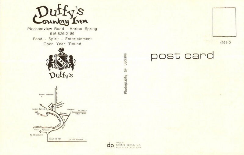 Duffys Country Inn (Hoppies) - Vintage Postcard